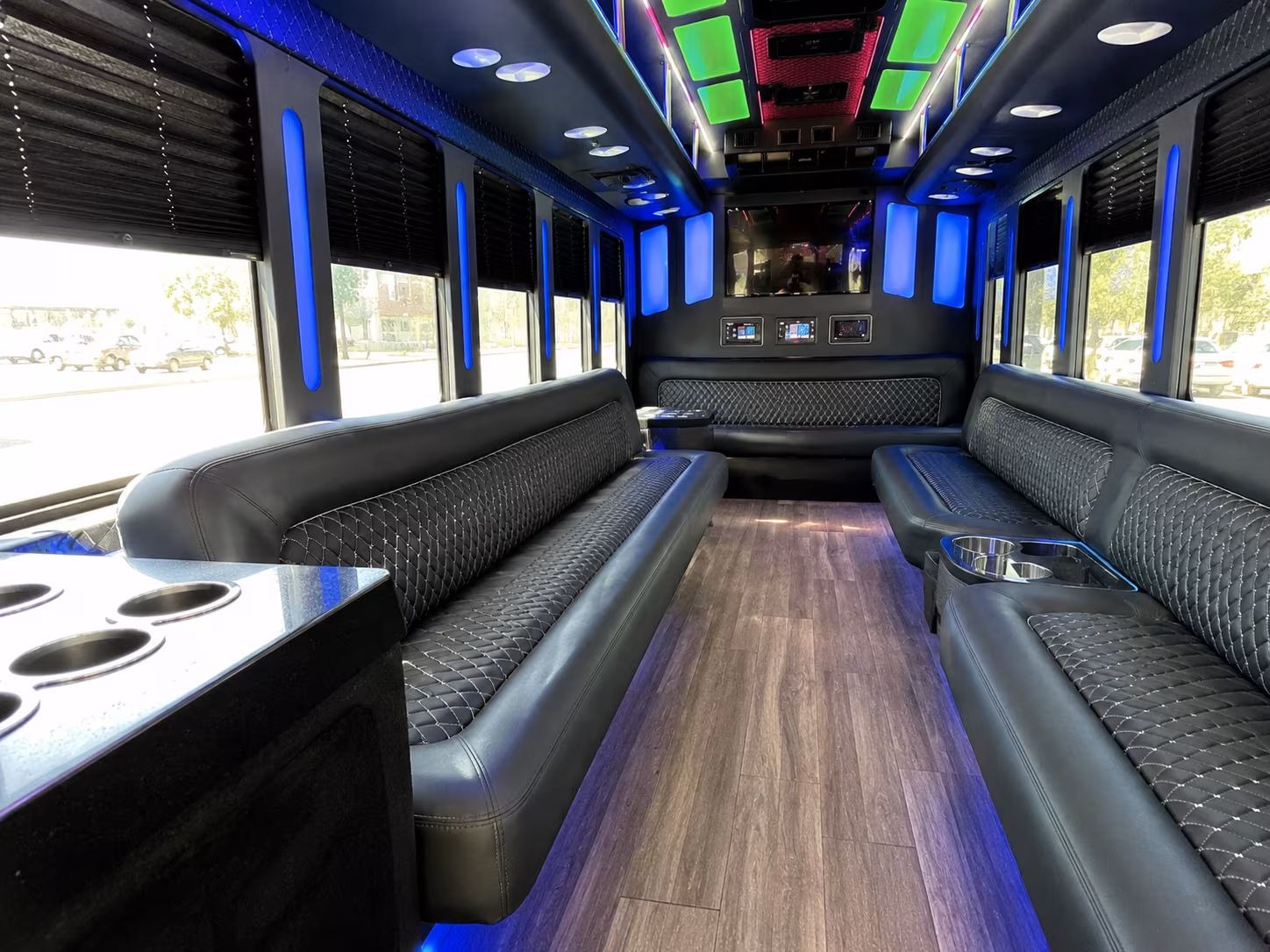 edmonds 15 passenger party bus inside