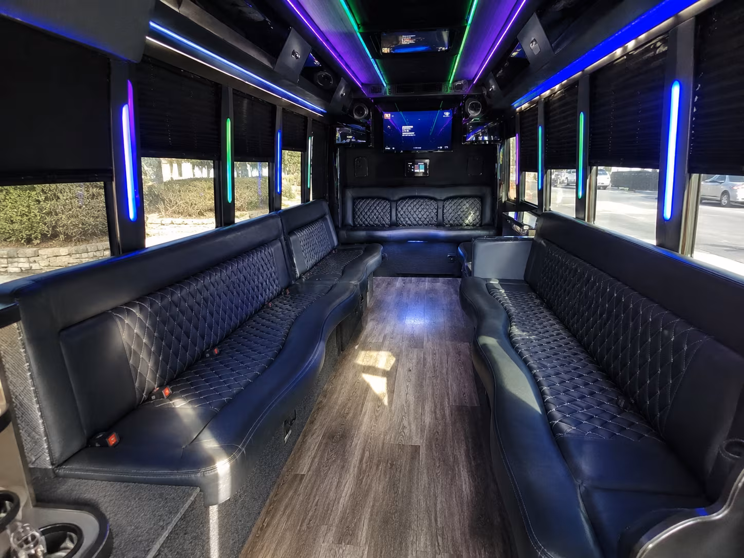 edmonds 15 passenger party bus interior