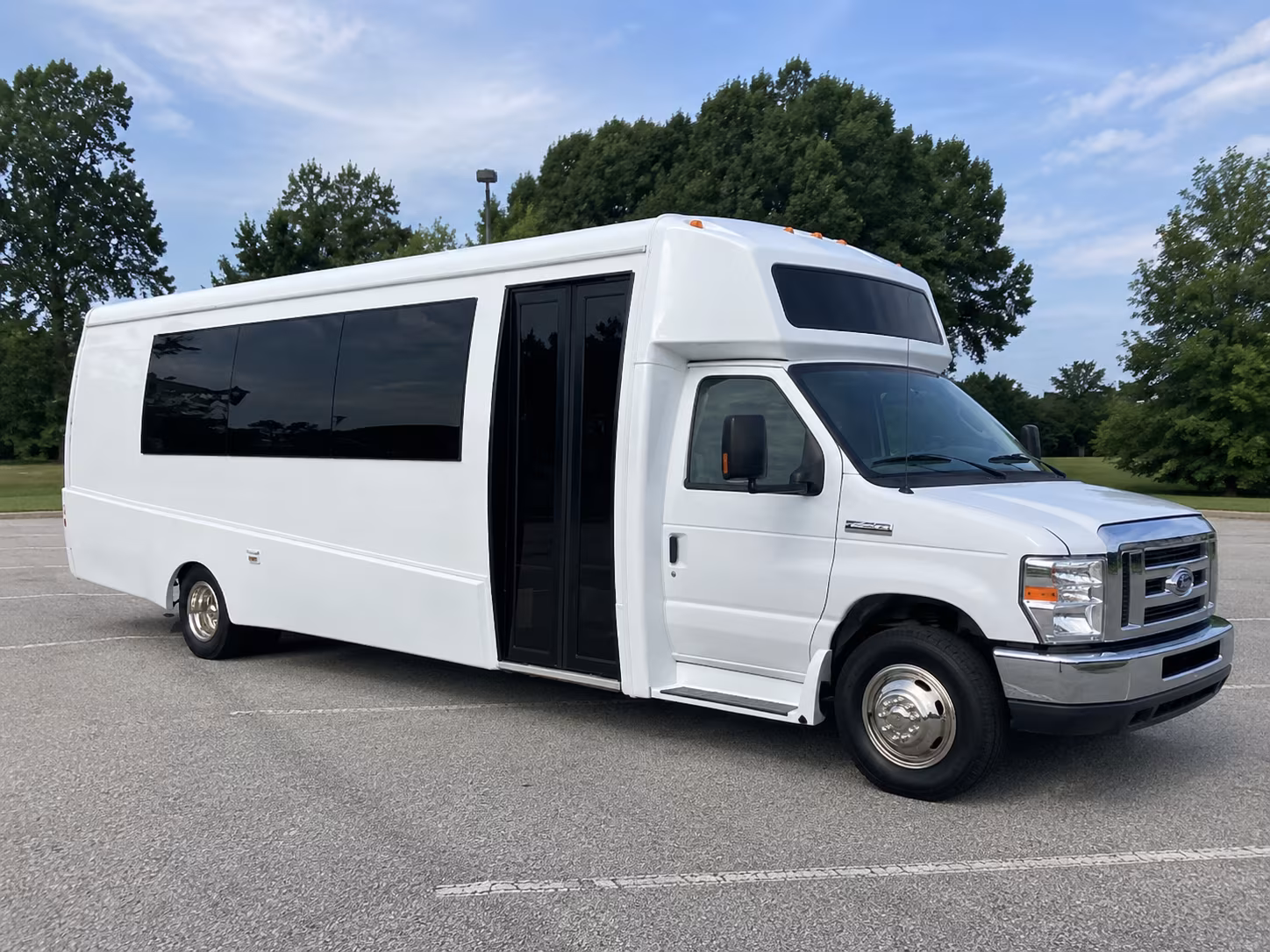 edmonds 18 passenger party bus