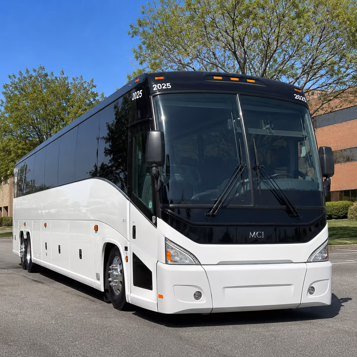 everett bus rentals