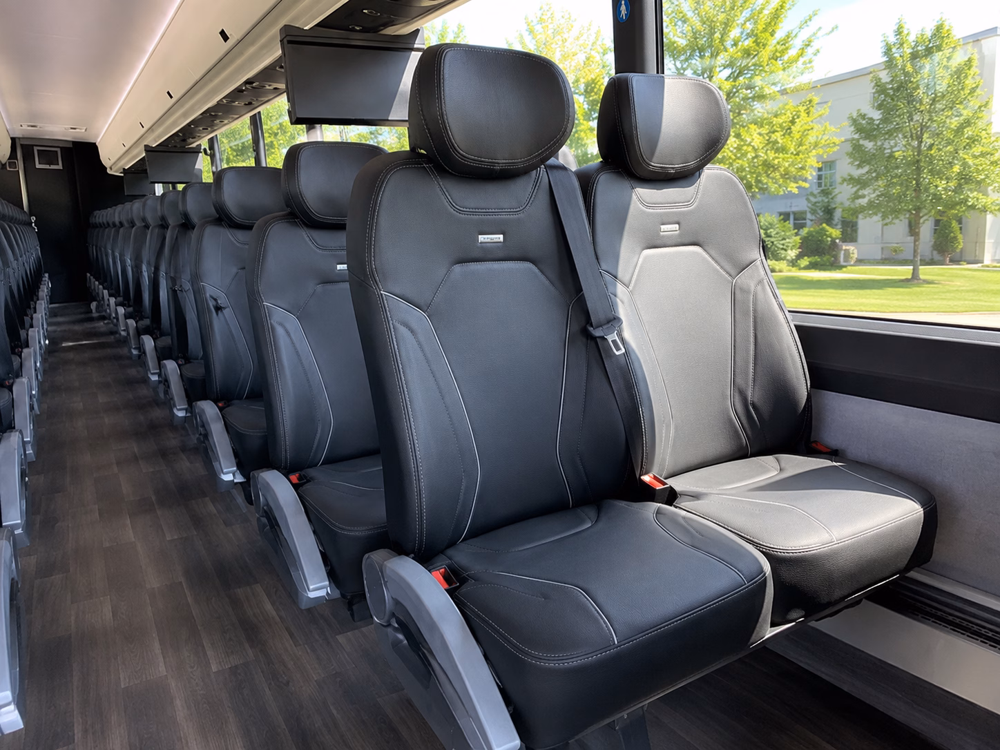 how the type of bus you choose changes the price in edmonds washington
