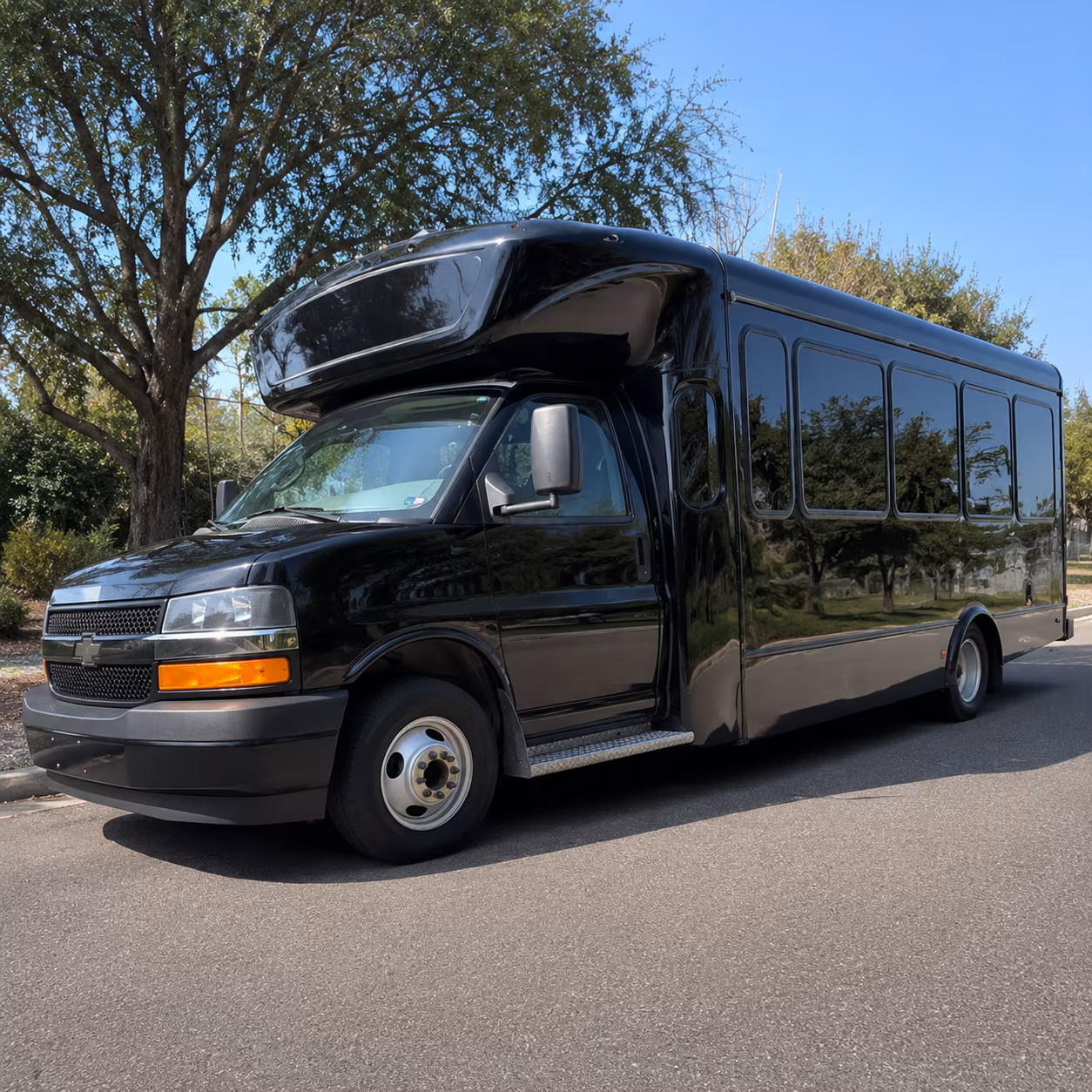 lynnwood bus rentals